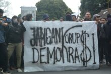 Indonesian Democratic Climate Between Joko Widodo and SBY’s Reign